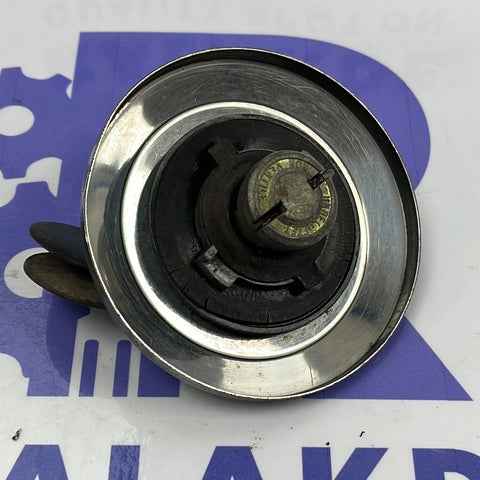 IGNITION SOCKET AND KEY UNBELUFTFI