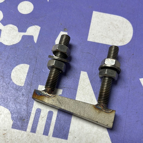 DOUBLE SCREW POINT WITH WASHER AND BOLT