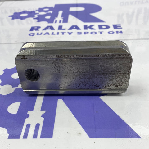 BDE CYLINDER ROD END