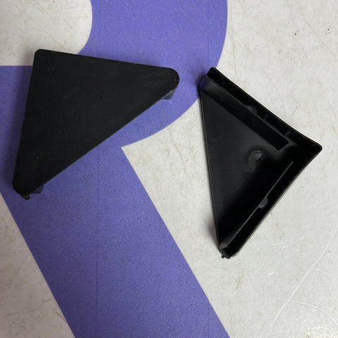 BLACK TRIANGLE CORNER