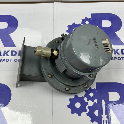 Earl negative pressure switch 244A switch box upwards setpoint 10 30 mbar 95.278