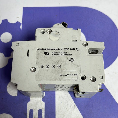 ABB S272 K 3 A IEC 664/664 A:220/380V A.C ~440