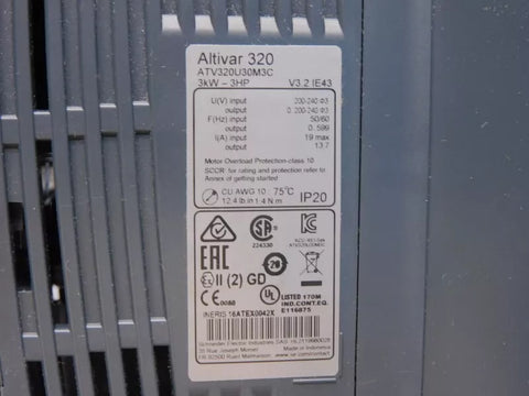 SCHNEIDER ELECTRIC ATV320U30M3C