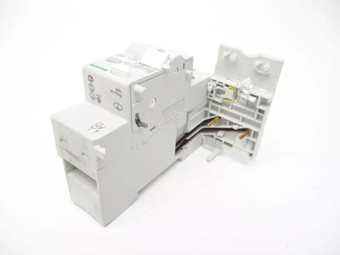 SCHNEIDER ELECTRIC 26584