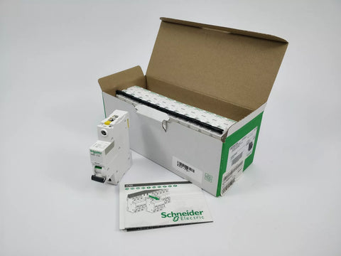 SCHNEIDER ELECTRIC A9F04104