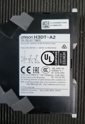 Omron H3DT-A2 24-240VAC/DC