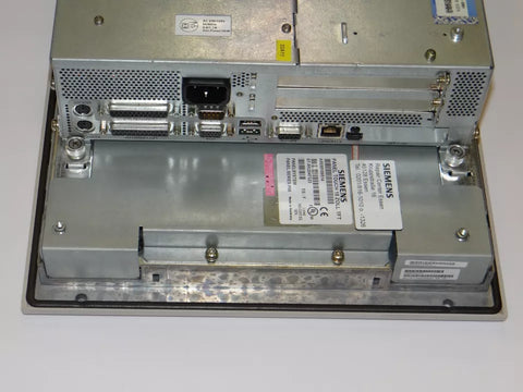 SIEMENS SIMATIC Panel PC 6AV7724-3AC40-0AD0 6AV7 724-3AC40-0AD0