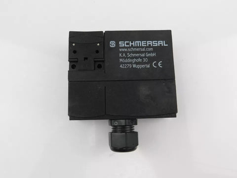 SCHMERSAL AZM 170SK-02/01ZRKA 24VAC/DC