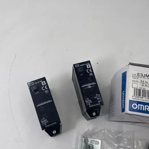 OMRON E3JM-10M4-G-NN