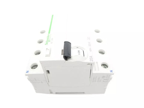 SCHNEIDER ELECTRIC A9R41425