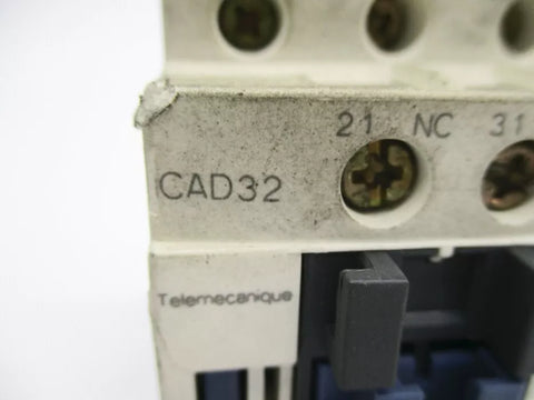 SCHNEIDER ELECTRIC CAD32G7