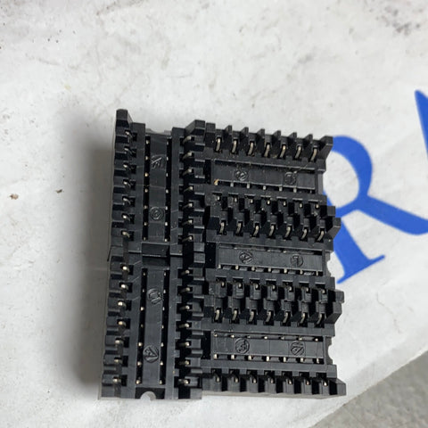 HEADERS MOLEX CONNECTOR ACCESSORIES