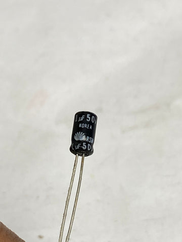 1 UF 50 V