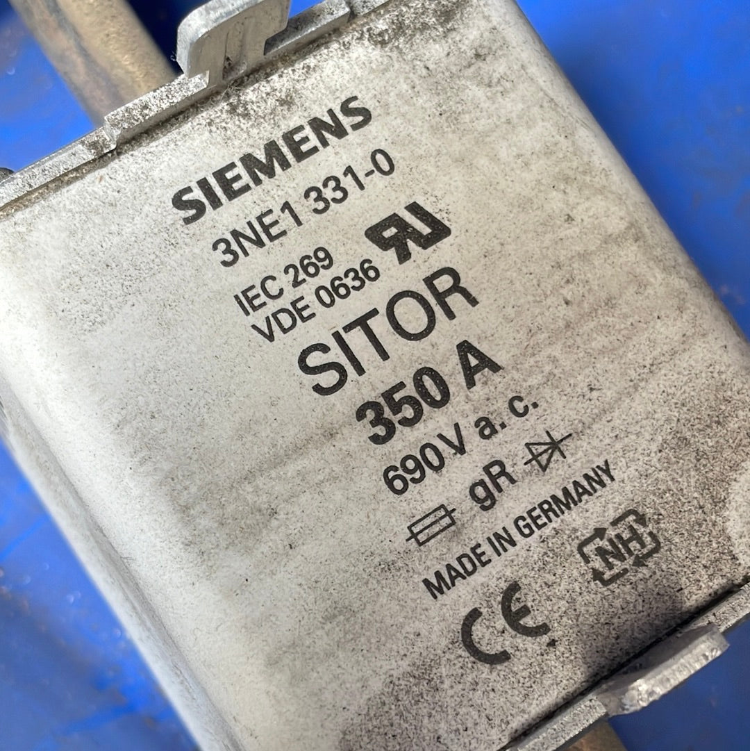 SIEMENS 3NE1 331-0 IEC 269 VDE 0636 SITOR 350A 690V a.c