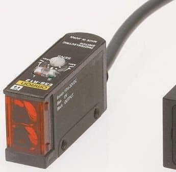 E3SR12 Omron Retro-reflective Photoelectric Sensor 100 - 300 mm Detection Range NPN IP67 Repair Service-0