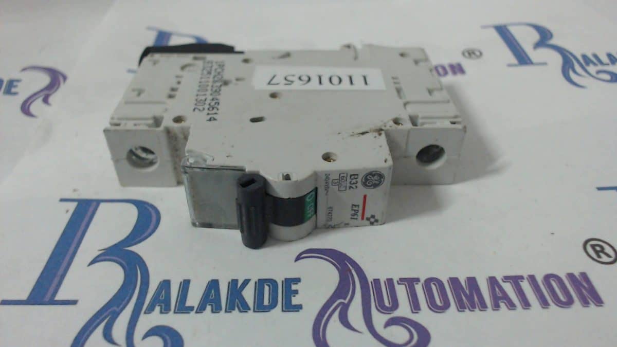 GE B32 32 AMP EP61 674270 MCB GENERAL ELECTRIC TYPE B (USS)-0