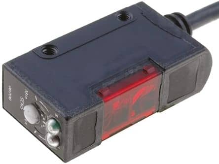 E3S-AD82 Omron Diffuse Photoelectric Sensor Repair Service-0
